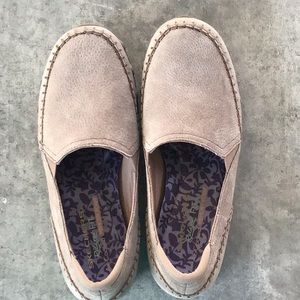 Sketchers Relaxed Fit Slip On